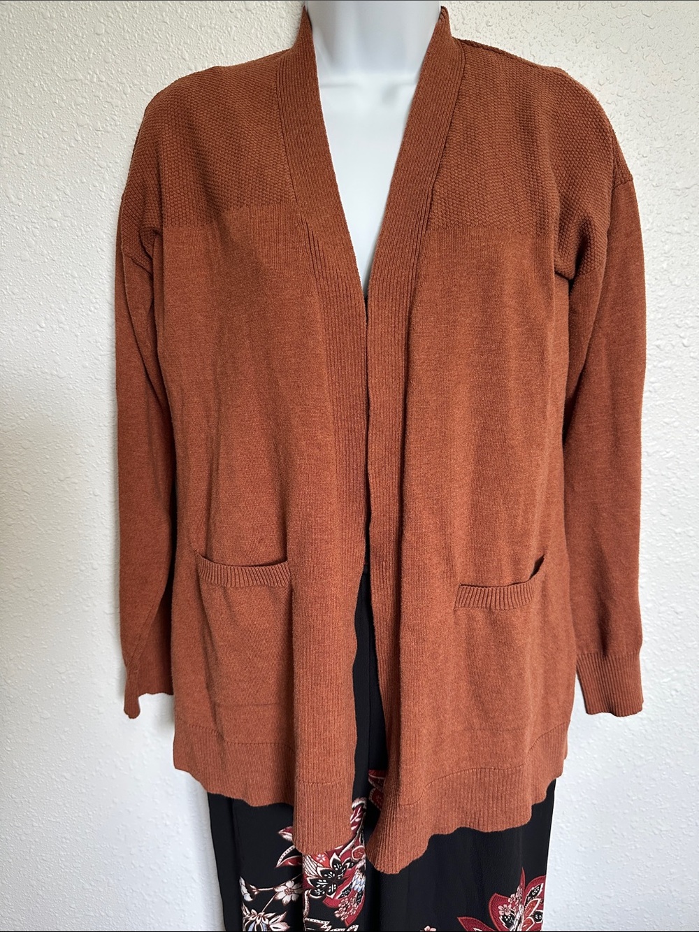 Time and Tru Open-Front Rust Women’s Cardigan with Front Pockets Size 4-6